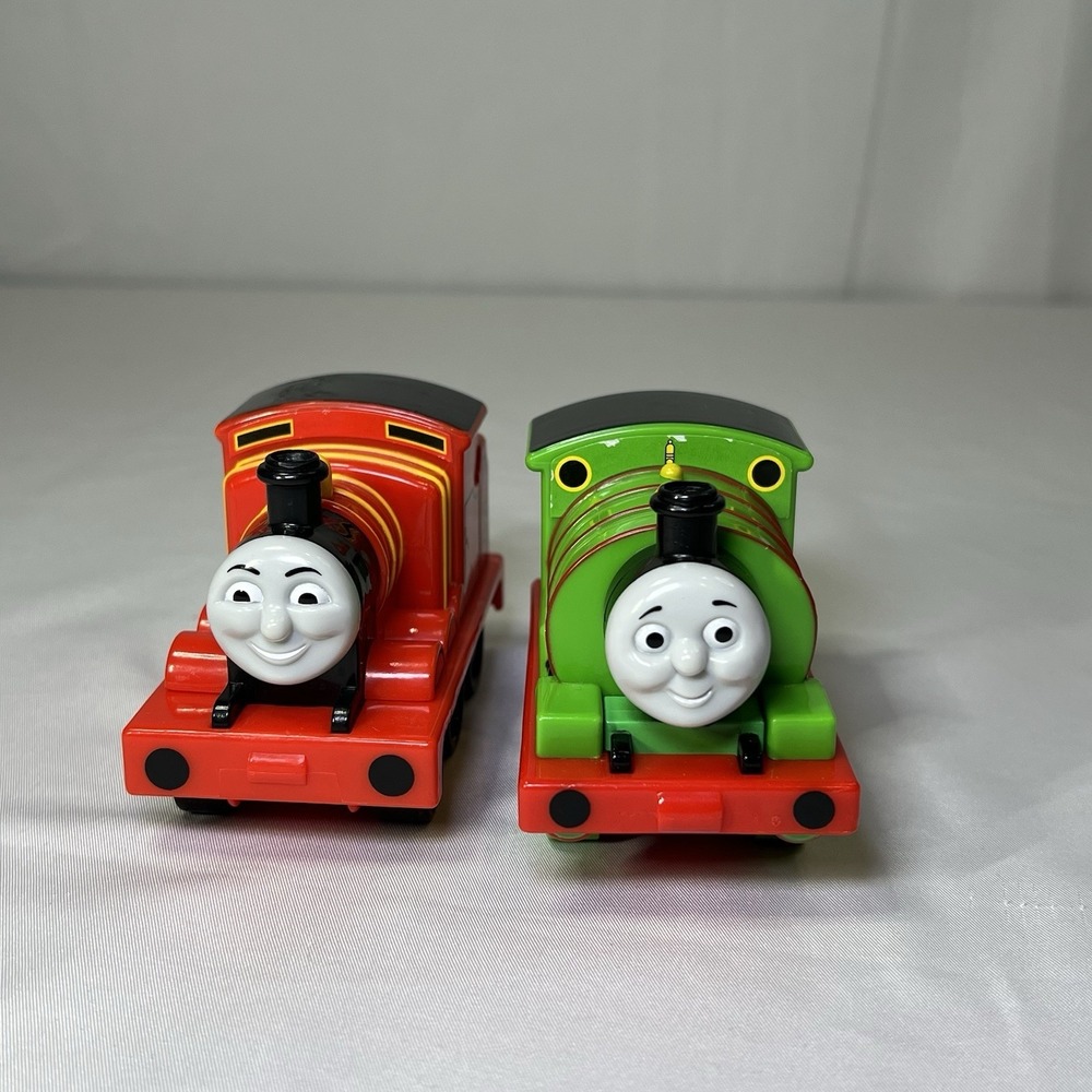Thomas & Friends Percy #6 & James #5 Pull Back Train Tank Engine 2009 - Picture 2 of 7